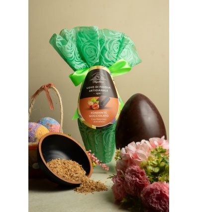 Uovo di Pasqua cioccolata fondente